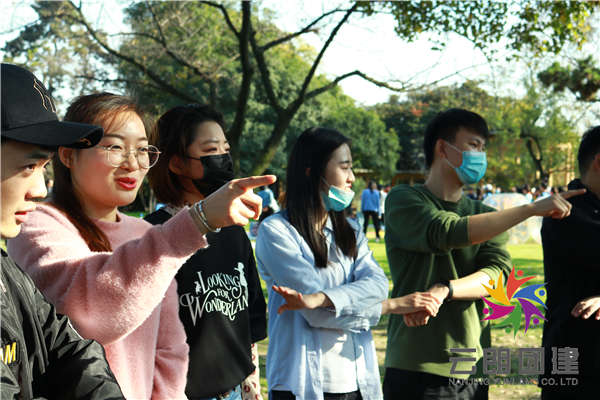 南京主题拓展训练——中央商场户外团建活动