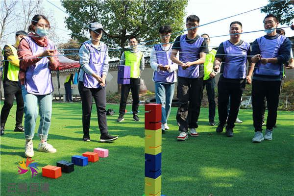 南京秋天团建拓展活动—中兴公司户外拓展训练